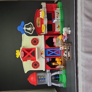 Fisher-Price Little People Caring for Animals Farm Smart Stages + Acces (Set 2)